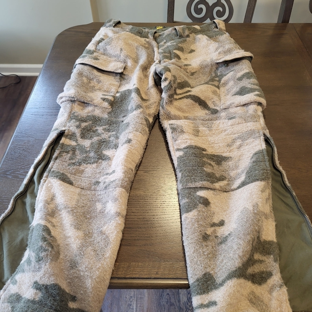 Cabelas 4most windsher hunting clothing - Picture 3 of 7